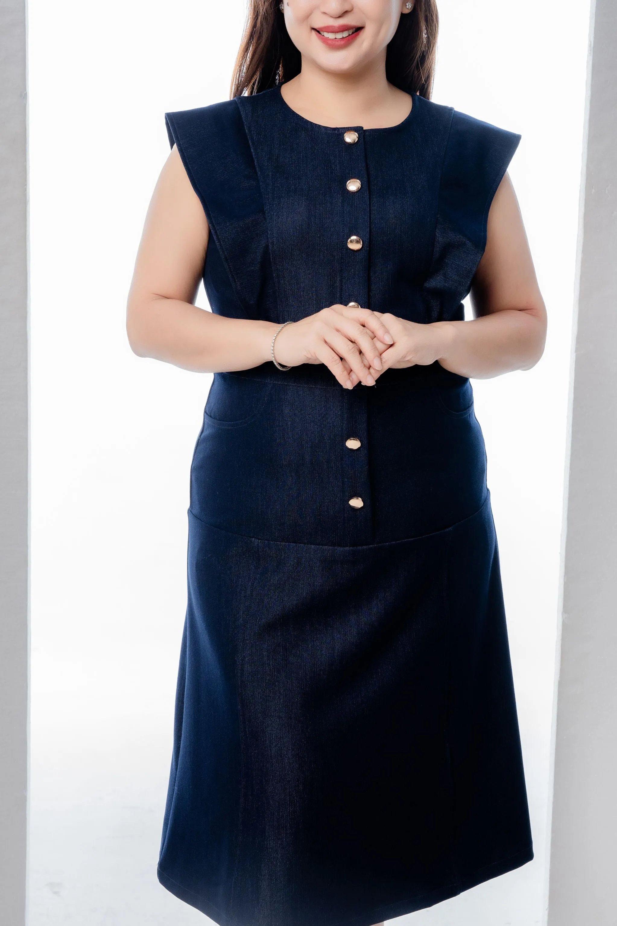 Button down flap sleeve dress