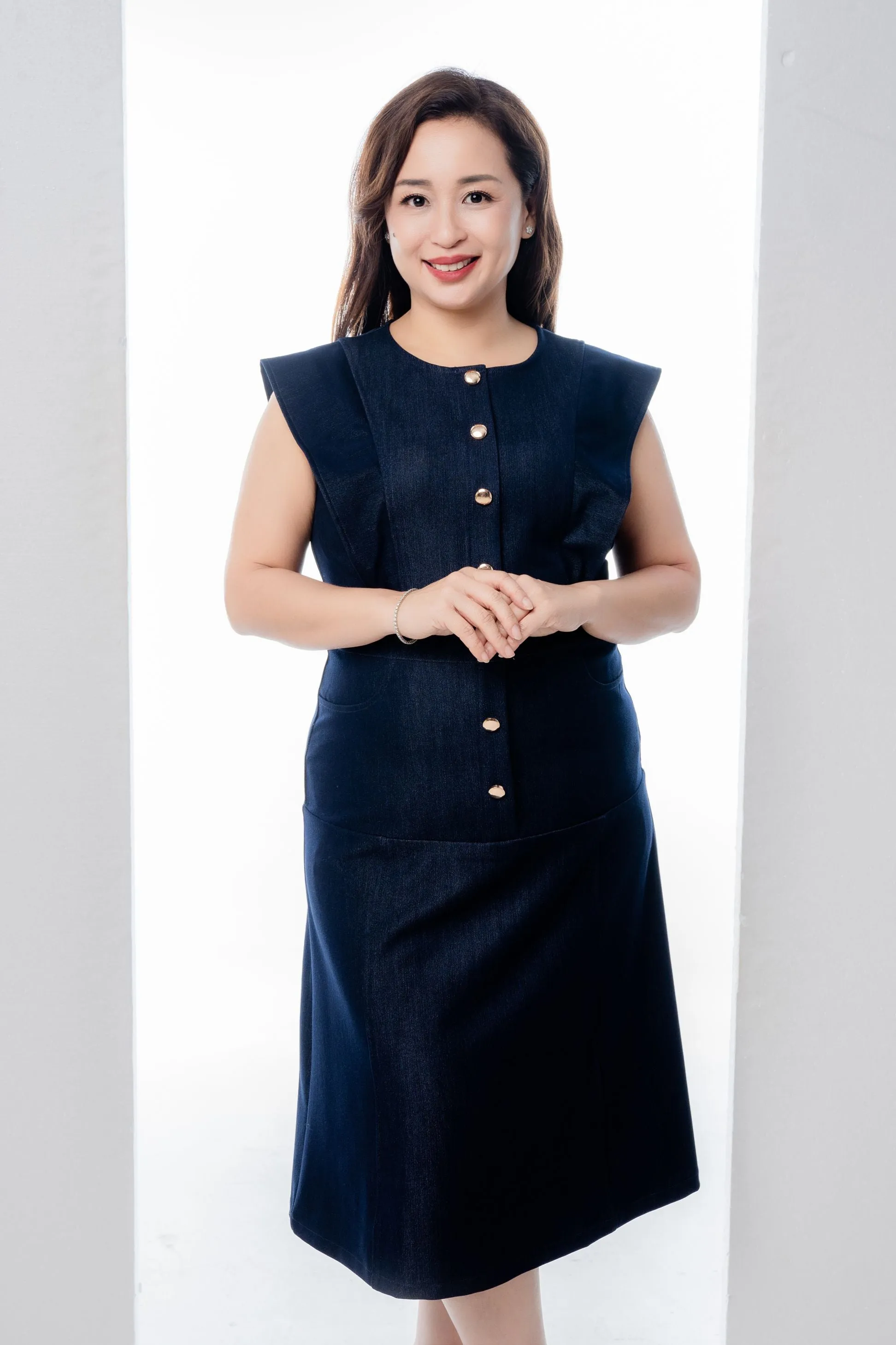 Button down flap sleeve dress