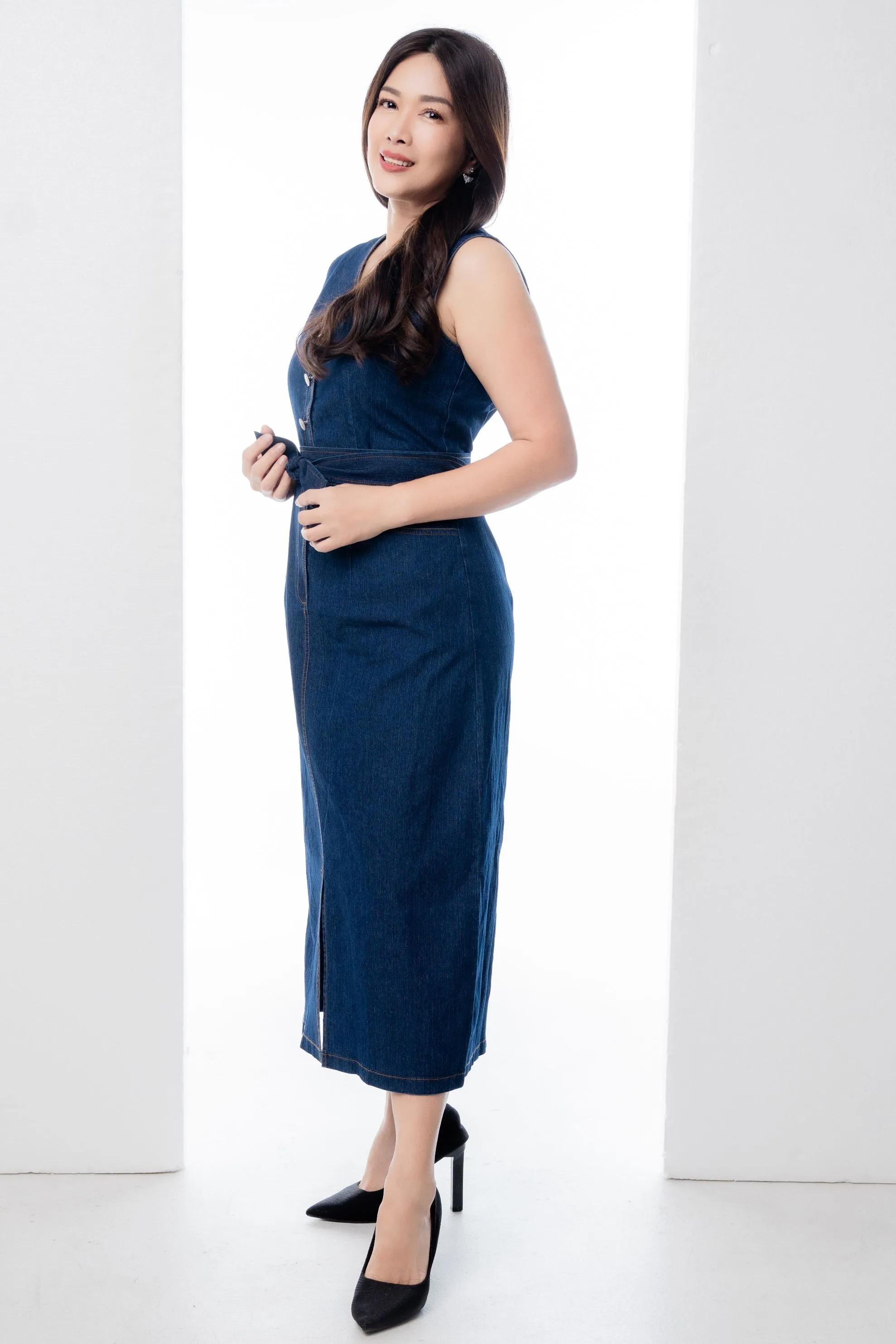 V-Neck Denim Dress With Pockets